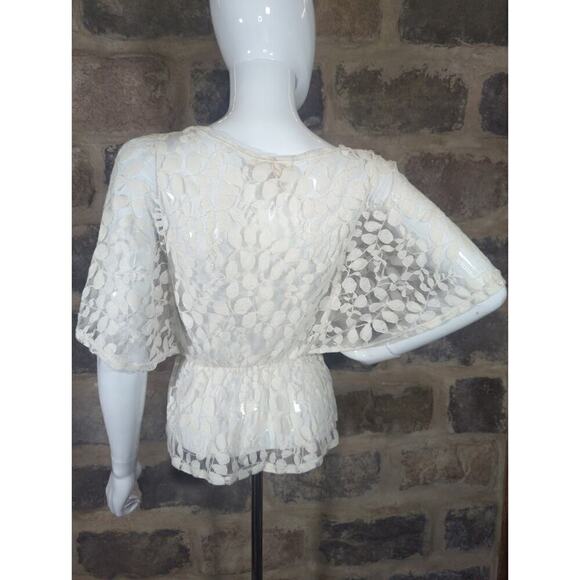 Derek Heart Top Sheer Lace Peplum Hem White Flutter Sleeve Woman's Size Medium - Picture 5 of 11